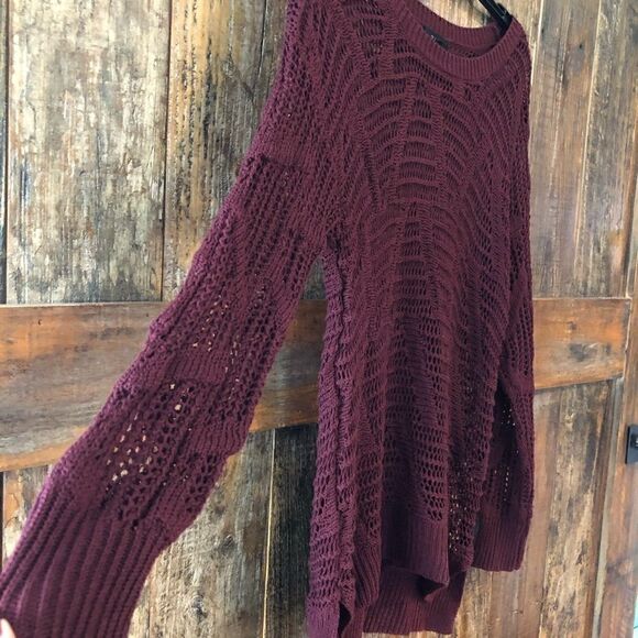 Mine Sz S Burgundy Lightweight Slouchy Knit Cable High Low Sweater - Picture 5 of 8